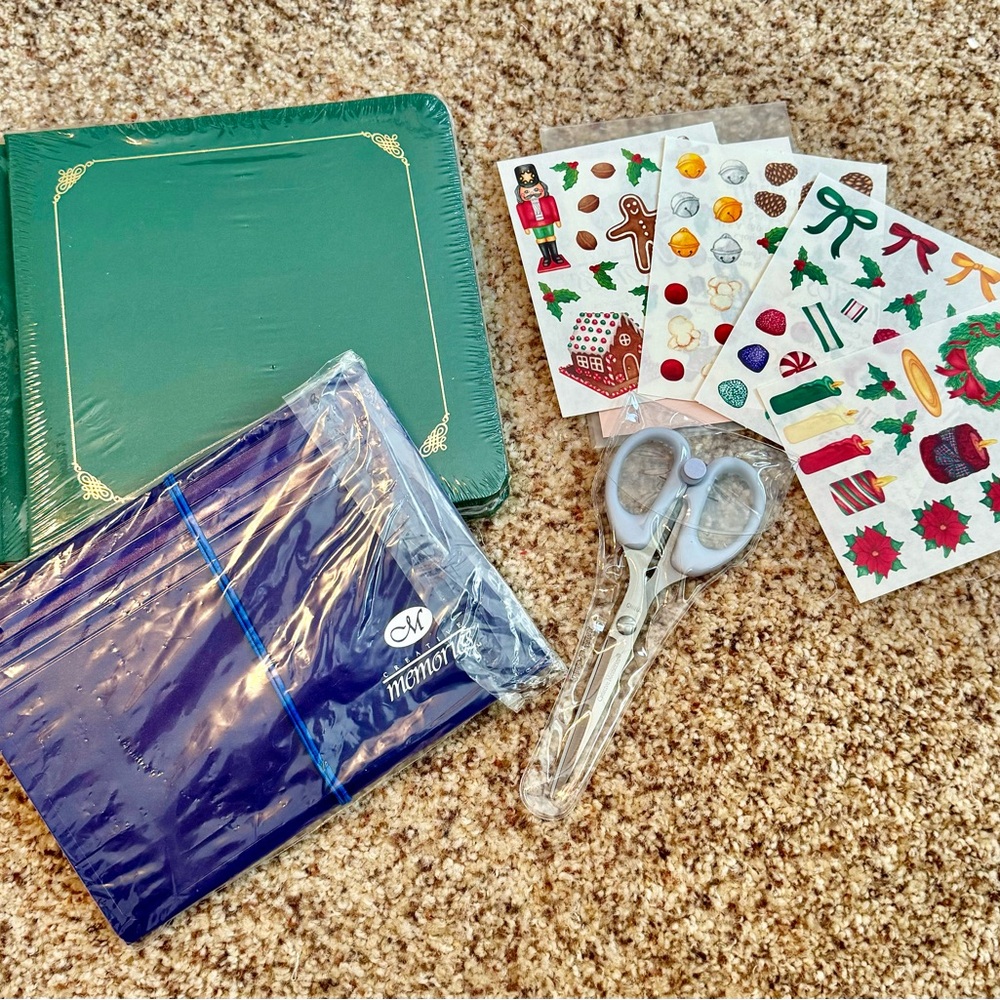Creative Memories Christmas Album set